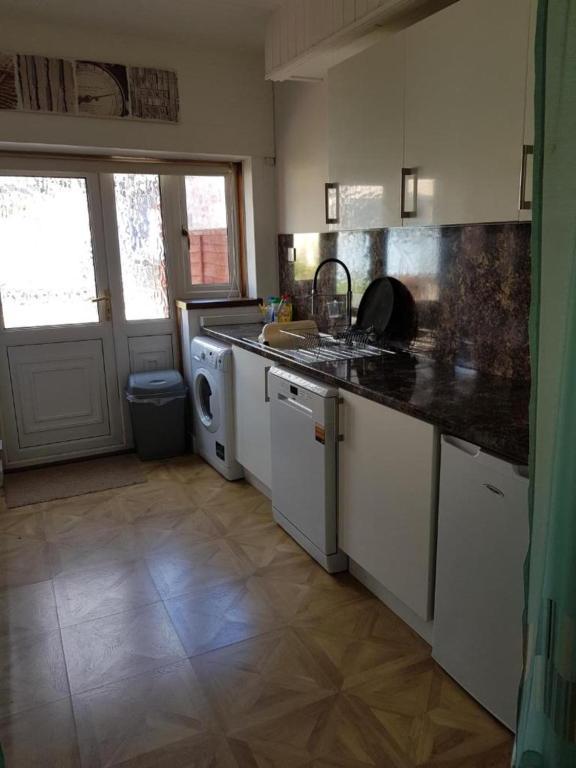 Tillicoultry Carvetii - Gemini House - 4 Bed House Sleeps Up To 8 People 빌라 외부 사진